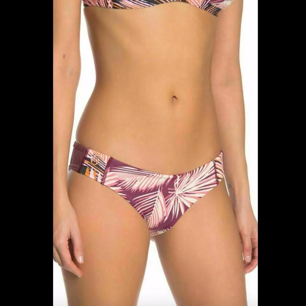 NEW Maaji Merlot Hipster‎ Reversible Bikini Bottoms